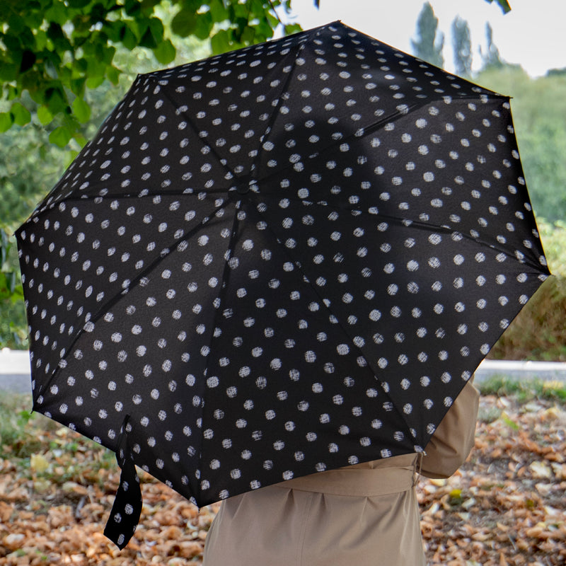 Totes Eco Ladies Wind Resistant 'X-tra Strong' AOC Umbrella - Black Textured dots