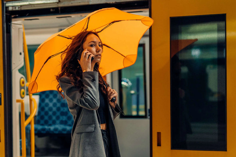Blunt Metro Auto Folding Umbrella - Mango Orange